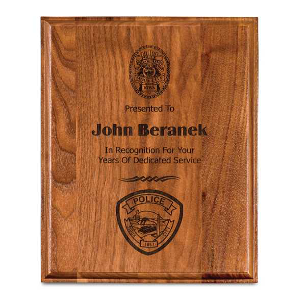 Picture of 10 1/2" x 13" Step-Edge Genuine Walnut Plaque