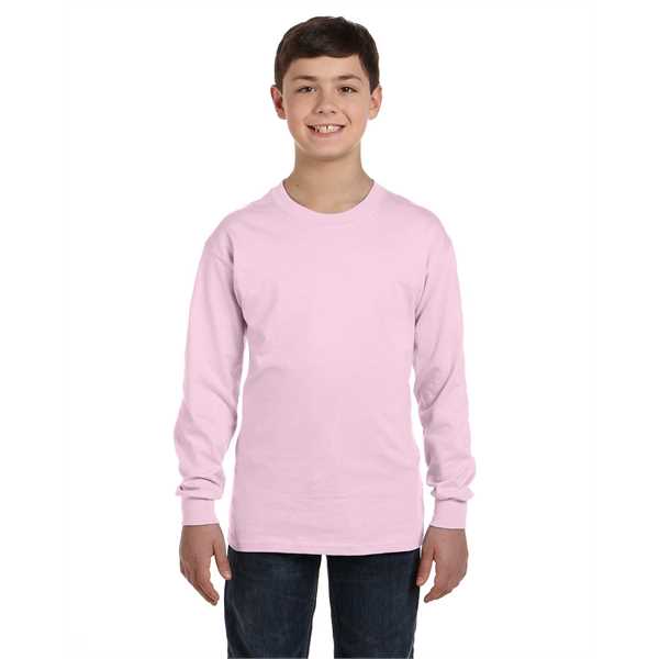 PALE PINK